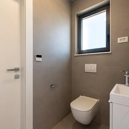 Apartment Family-friendly With Swimming Pool - Torovi - - Pedinka, - 25977 *
