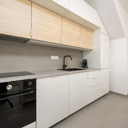 Family-friendly With Swimming Pool - Torovi - - Pedinka, - 25977 Apartment