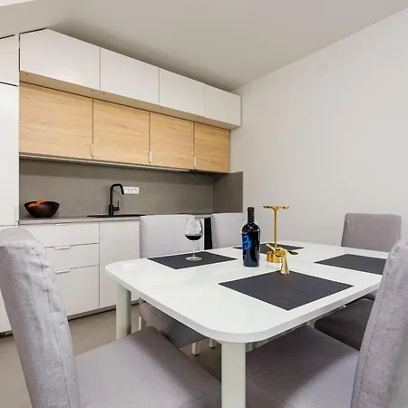 Apartment Family-friendly With Swimming Pool - Torovi - - Pedinka, - 25977 *