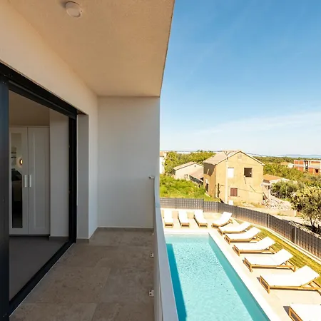 Family-friendly With Swimming Pool - Torovi - - Pedinka, - 25977 Vir
