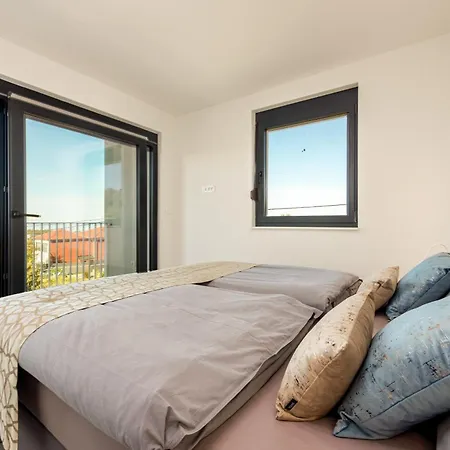 Family-friendly With Swimming Pool - Torovi - - Pedinka, - 25977 Apartman Vir